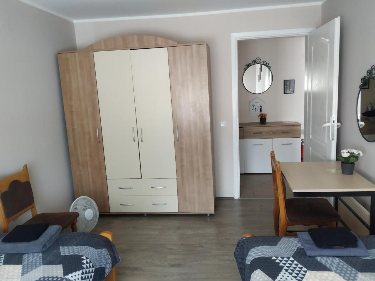 Ariana Apartman 크라구예바츠 외부 사진