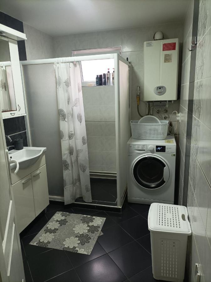 Ariana Apartman 크라구예바츠 외부 사진