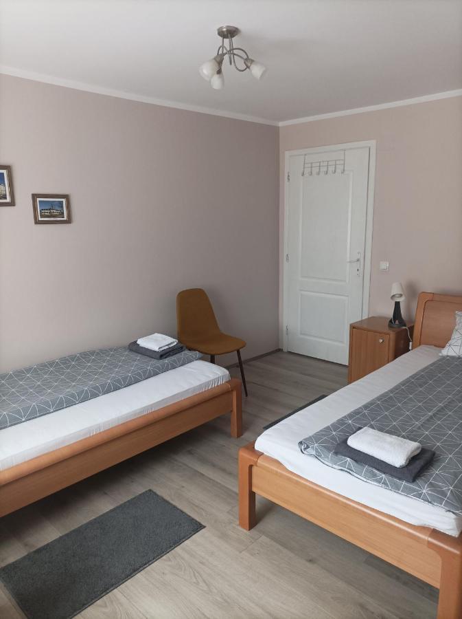 Ariana Apartman 크라구예바츠 외부 사진