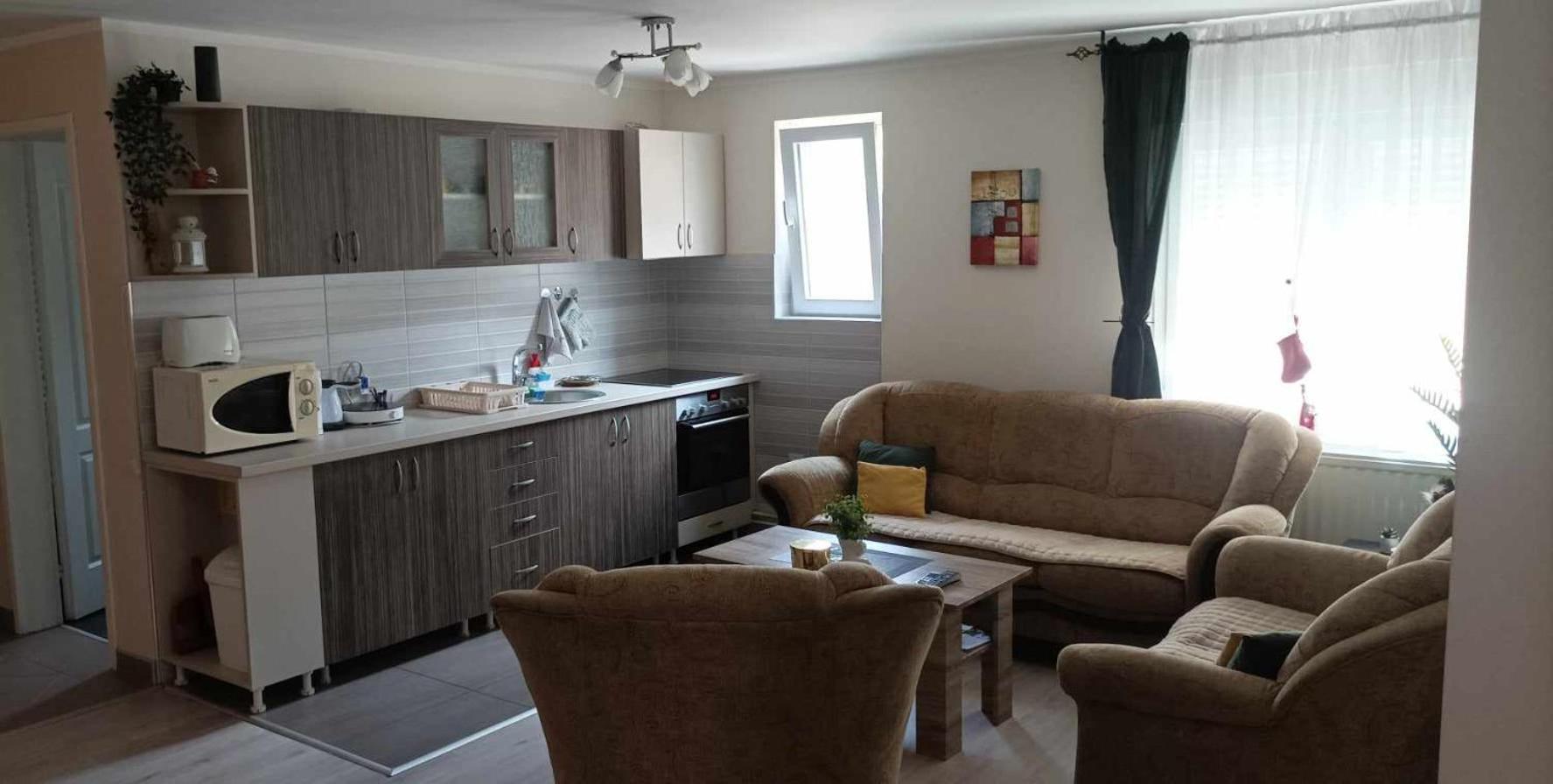 Ariana Apartman 크라구예바츠 외부 사진