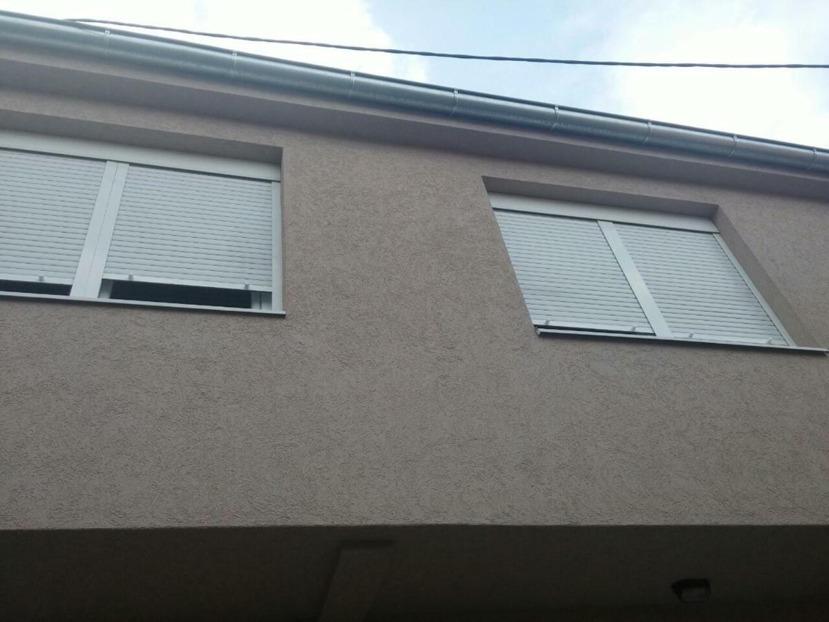 Ariana Apartman 크라구예바츠 외부 사진
